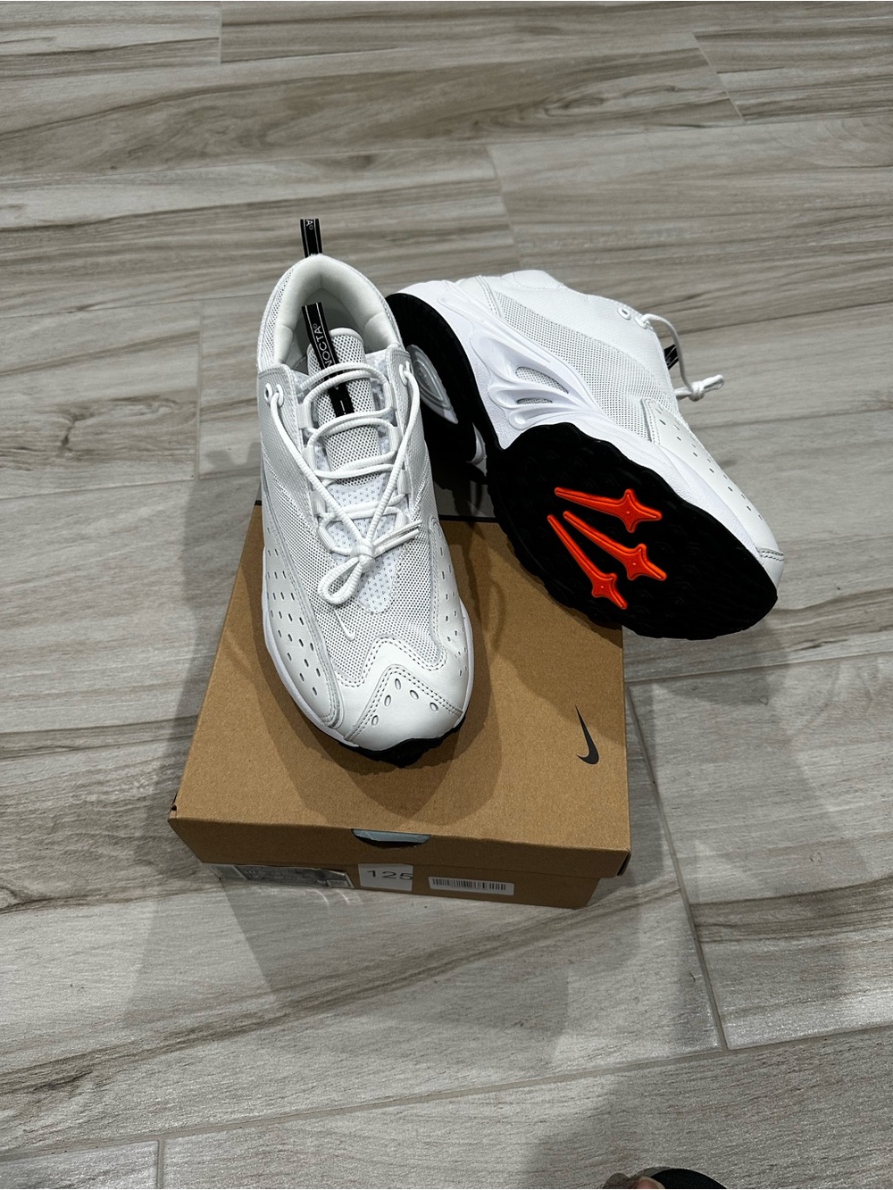 Nike Men's White Air Zoom Drive SP Sneakers - Picture 3 of 8